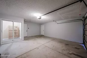 3951 E Waltann Ln, Phoenix, AZ 85032 - Photo 33