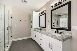 3821 E Devonshire Ave, Phoenix, AZ 85018 - Photo 49