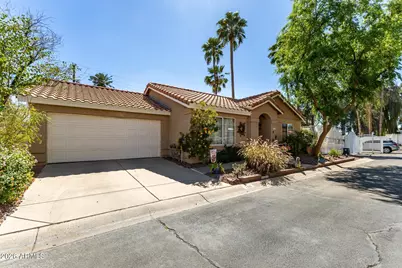 7001 N 28th Drive, Phoenix, AZ 85051 - Photo 3