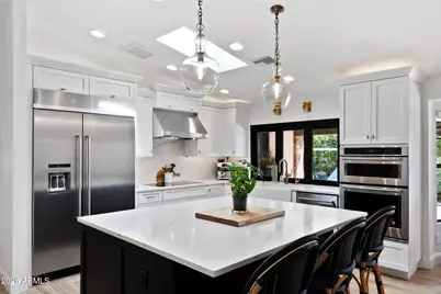 1441 E Caroline Lane, Tempe, AZ 85284 - Photo 5