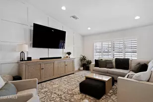 1441 E Caroline Ln, Tempe, AZ 85284 - Photo 11