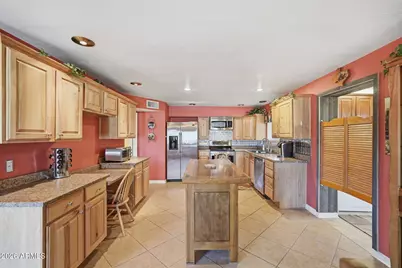 2238 N Plaza Drive, Apache Junction, AZ 85120 - Photo 17