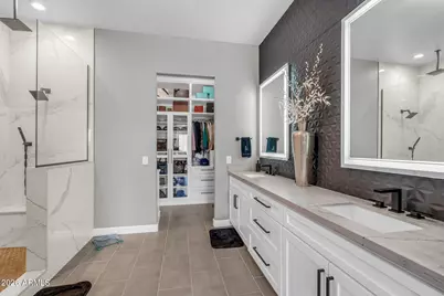 28449 N 68th Avenue, Peoria, AZ 85383 - Photo 19