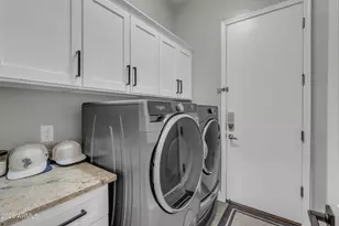 28449 N 68th Ave, Peoria, AZ 85383 - Photo 31