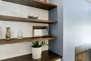 760 N Pineview Dr, Chandler, AZ 85226 - Photo 19