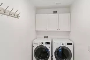 760 N Pineview Dr, Chandler, AZ 85226 - Photo 61