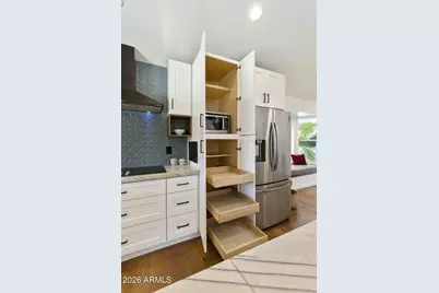 760 N Pineview Drive, Chandler, AZ 85226 - Photo 11