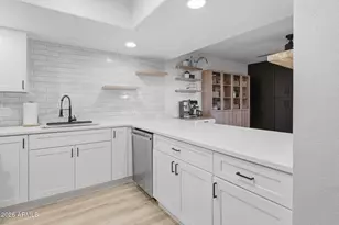 14491 N 58th Ln N, Glendale, AZ 85306 - Photo 9