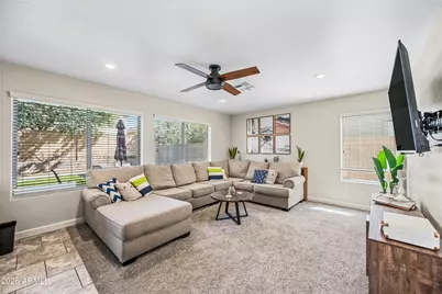 12734 W Cheery Lynn Road, Avondale, AZ 85392 - Photo 17