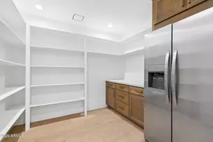 5438 E Avalon Dr, Phoenix, AZ 85018 - Photo 15