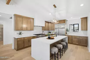 5438 E Avalon Dr, Phoenix, AZ 85018 - Photo 5