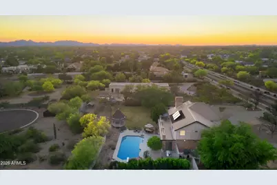 10575 E Cactus Road, Scottsdale, AZ 85259 - Photo 17