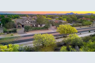 10575 E Cactus Road, Scottsdale, AZ 85259 - Photo 15