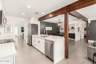 3038 E Avalon Dr, Phoenix, AZ 85016 - Photo 15