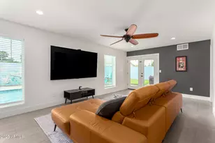 3038 E Avalon Dr, Phoenix, AZ 85016 - Photo 33