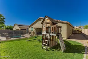 17375 W Buckhorn Trl, Surprise, AZ 85387 - Photo 27