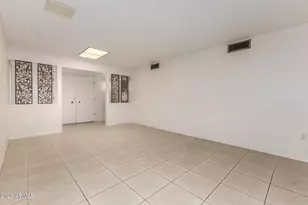 14215 N Tumblebrook Way, Sun City, AZ 85351 - Photo 11