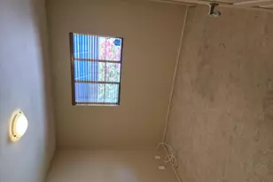 3445 N 47th St, Phoenix, AZ 85018 - Photo 9