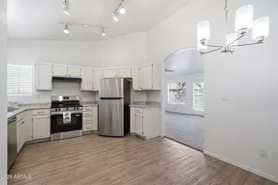 8542 W Oregon Avenue, Glendale, AZ 85305 - Photo 11
