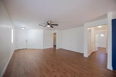 17432 W Calavar Road, Surprise, AZ 85388 - Photo 3