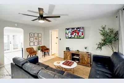 8820 W Mescal Street, Peoria, AZ 85345 - Photo 3