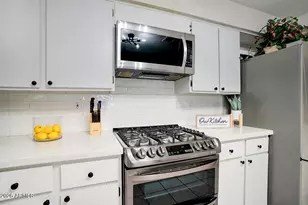 8820 W Mescal St, Peoria, AZ 85345 - Photo 5