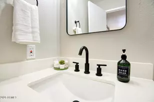 8820 W Mescal St, Peoria, AZ 85345 - Photo 13