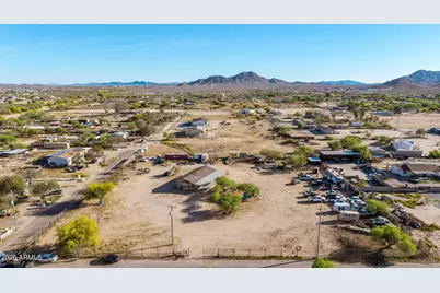 21611 W Eagle Mountain Road, Buckeye, AZ 85326 - Photo 37