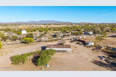 21611 W Eagle Mountain Road, Buckeye, AZ 85326 - Photo 35
