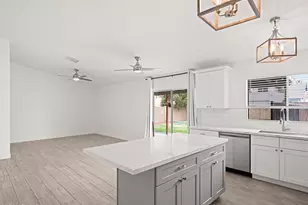 928 E Hope St, Mesa, AZ 85203 - Photo 5