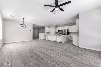 17867 N Madison Road, Maricopa, AZ 85139 - Photo 9