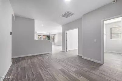 17867 N Madison Road, Maricopa, AZ 85139 - Photo 5