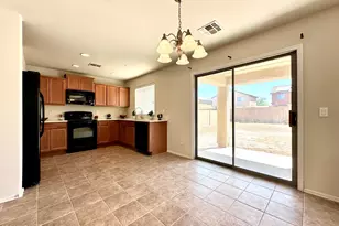 4661 W Juniper Ave, Coolidge, AZ 85128 - Photo 5