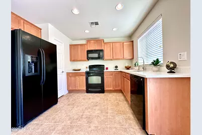 4661 W Juniper Avenue, Coolidge, AZ 85128 - Photo 3