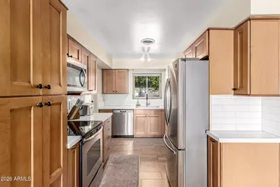 3126 N 42nd Street, Phoenix, AZ 85018 - Photo 11