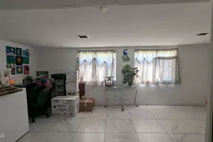 3833 W Taylor St, Phoenix, AZ 85009 - Photo 9