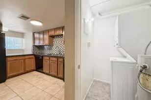 2206 S Granada Dr, Tempe, AZ 85282 - Photo 13