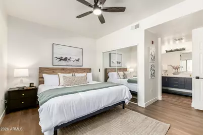 920 E Devonshire Avenue #2020, Phoenix, AZ 85014 - Photo 11