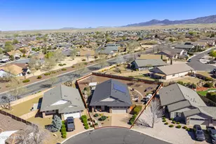 414 N La Paz St, Dewey, AZ 86327 - Photo 27