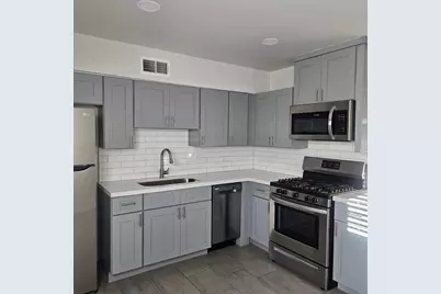 3326 N 66th Place #Apt 4, Scottsdale, AZ 85251 - Photo 1