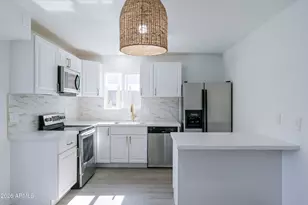 16041 N 31st St, Phoenix, AZ 85032 - Photo 3