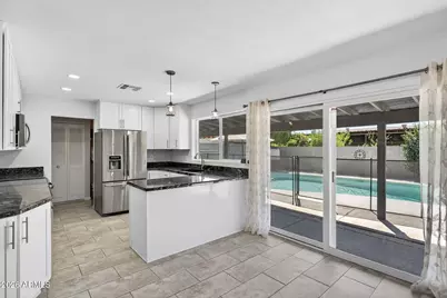 1019 W Wescott Drive, Phoenix, AZ 85027 - Photo 7