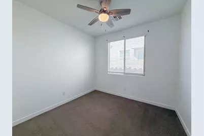 3811 S 64th Drive, Phoenix, AZ 85043 - Photo 13