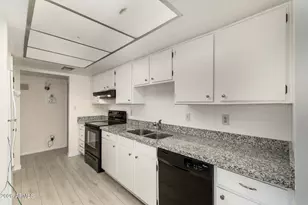 10602 W Avenida Glenrosa St, Phoenix, AZ 85037 - Photo 5