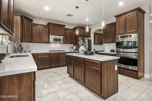 4029 E Hashknife Rd, Phoenix, AZ 85050 - Photo 9