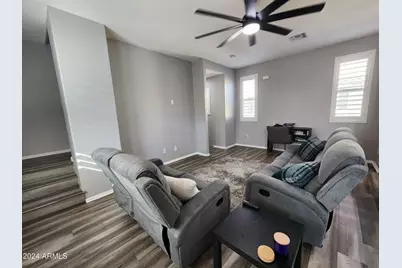 1822 N 77th Glen, Phoenix, AZ 85035 - Photo 3