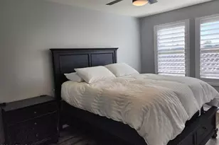 1822 N 77th Glen, Phoenix, AZ 85035 - Photo 11