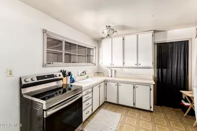 3802 W Alta Vista Road, Phoenix, AZ 85041 - Photo 7