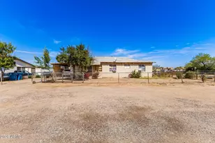 3802 W Alta Vista Rd, Phoenix, AZ 85041 - Photo 1