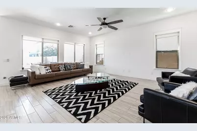 10207 E Strobe Avenue, Mesa, AZ 85212 - Photo 3